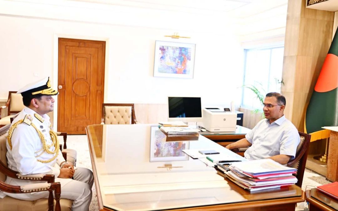 প্রধানমন্ত্রীর সঙ্গে নবনিযুক্ত নৌবাহিনী প্রধানের সৌজন্য সাক্ষাৎ